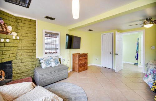 Less Than half Mi to Beach Access and Pier OBX Getaway - Foto 12