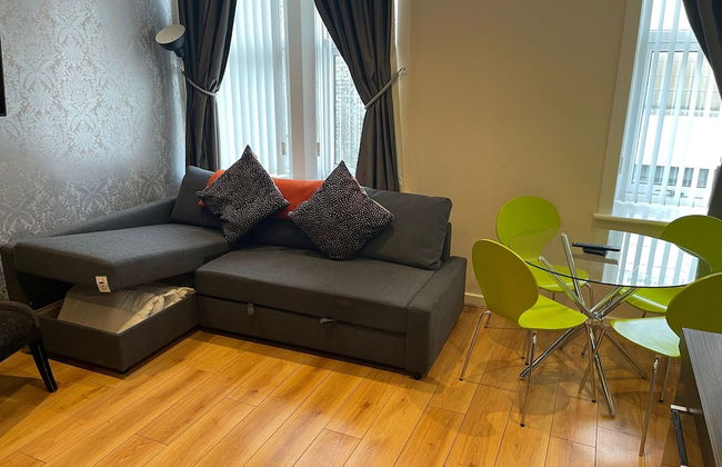 Contractor Bookers at Infinity Apartments - Foto 19