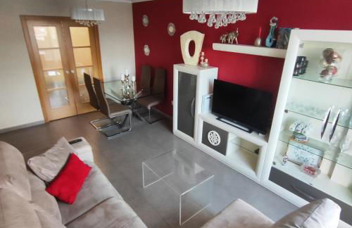 Piso céntrico en Viveiro con aparcamiento - Foto 7