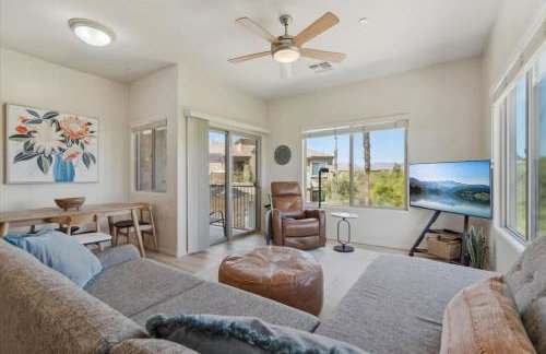 Panorama View - Mountain Views - Community Pool - Foto 15