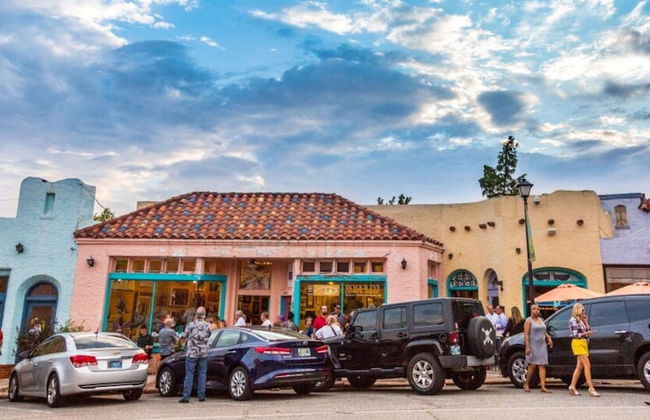 Spacious 8BR Modern Retreat Pool Table RV - Photo 35