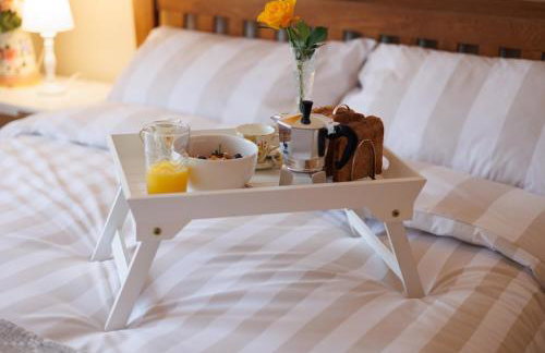 Saintfield Centre - Sleeps 8 - Garage & patio - Foto 20