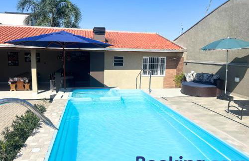 Casa Sol da Manhã - Piscina aquecida com hidromassagem - 300m da praia - Foto 2