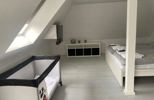 modernes DG Apartment Schloofschdubb Nähe Kassel - Foto 15