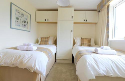 Old Groom's Cottage - Photo 20