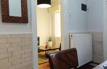 The House Thessaloniki - Charming Central with Private Courtyard - Easy Parking - 300m from University - Foto 3