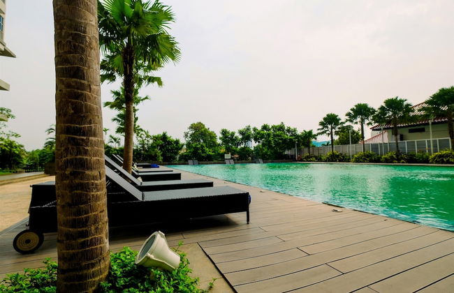 Best Emerald Studio Room Apartment at Capitol Park Residence - Photo 1