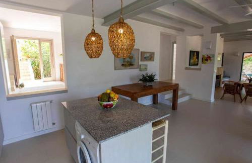 Bonita stay B Light Piscina climatizada, bbq, wifi - Foto 11