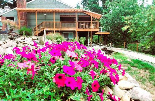 Tranquil Riverfront Retreat - Foto 77