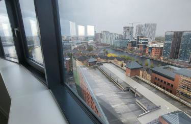 Pleasant 2 bedroom apartment in Salford Quays - Foto 2