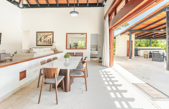 3BR Villa With Tropical Style BBQ Private Pool - Photo 4