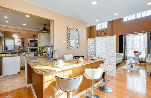 Theater and Game Room at Trenton Area Home - Foto 8