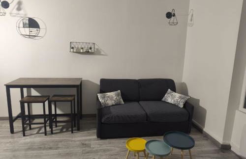 T2 Proche Gare avec parking à 30 min de Paris - Foto 4