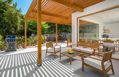 Villa 4 with Pool Soline, Krk, 280 m from beach, by 4Villas - Photo 10