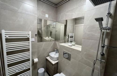 Helen's Art House - Foto 26