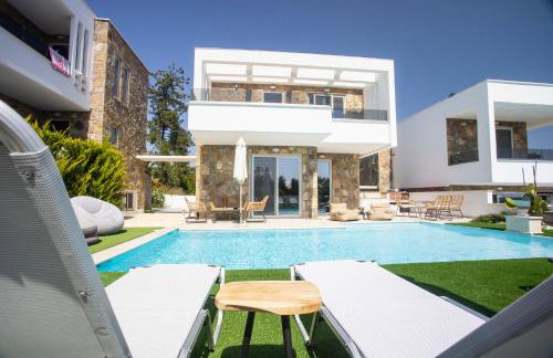 The Miracle Villa - Deluxe, Sea View, BBQ, Private Pool - Foto 43