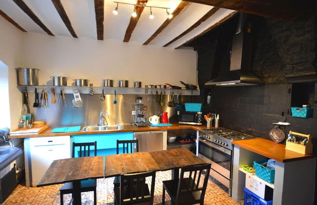 Rustic Farmhouse With Pool - Photo 13