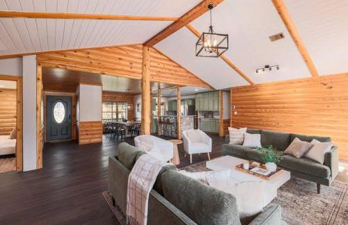 Fitzhugh Lodge - Pool, Poker, Pickleball, Sleeps 16 - Foto 12