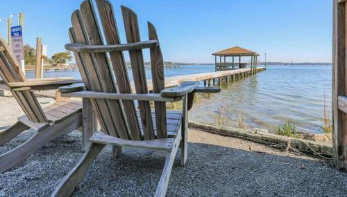 Model Home near Camp Lejeune with Water View - Foto 2