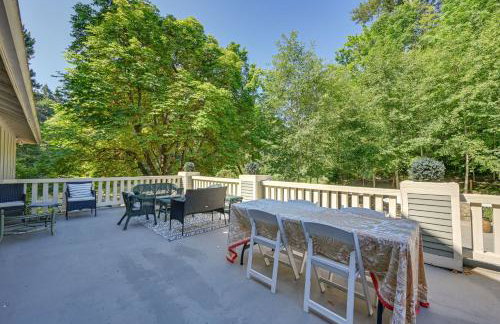 Historic Auburn House on 37 Acres with Private Lake! - Foto 35