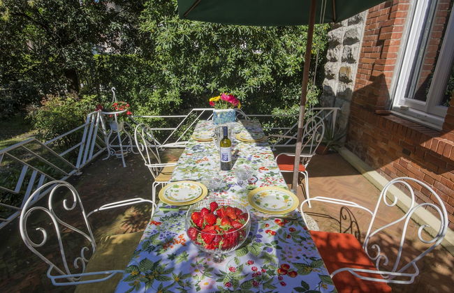 Fantastic Liberty Villa in the Heart of Versilia - Photo 32