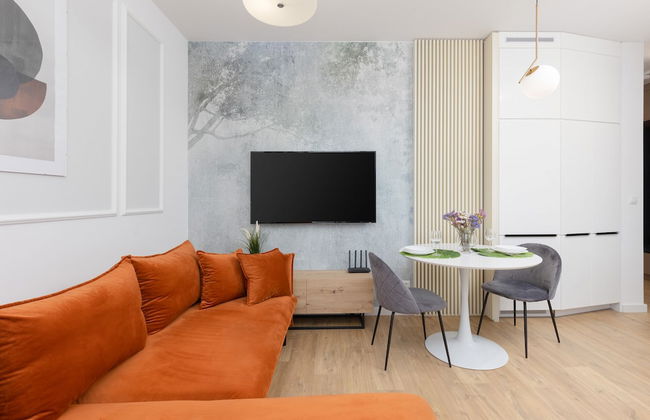 Apartment Warsaw Złoty Potok by Renters - Photo 15