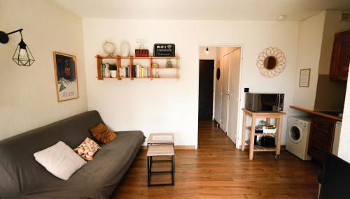 Appartement très calme 2 chambres avec parking et jardin privé sur les hauteurs de Briançon - Foto 3