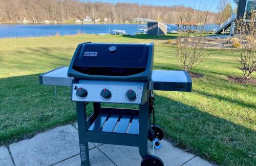 Modern SW Michigan Lakefront Home with Fireplace - Foto 21