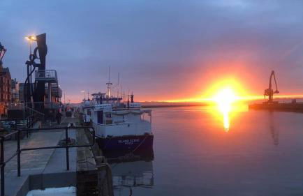 The Old Custom House - Photo 24