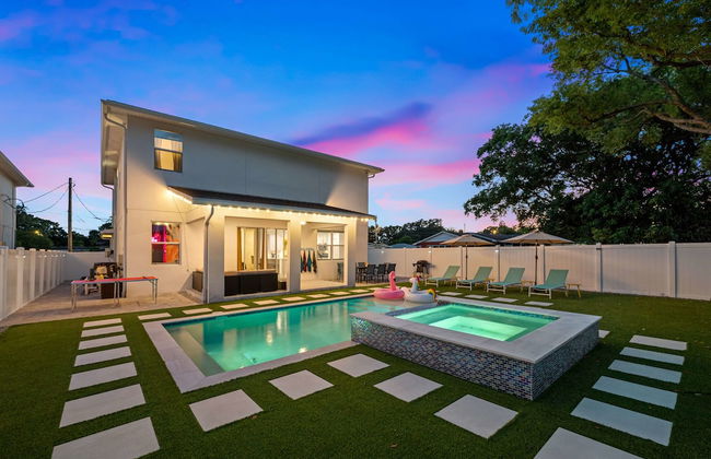 New-6br Discovilla- Sleeps16 Heated Pool & More - Foto 39