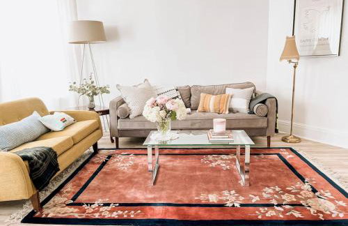 Garden Oasis 3BR 23min NYC PATH - Foto 1