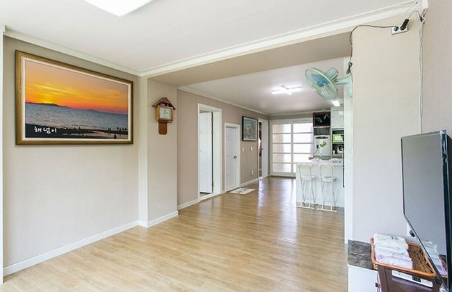 Byeonsan Dongguerami Pension - Photo 33