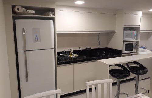 Apt Interiro Praia de Itapema - Foto 1