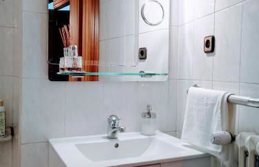 Acogedor apartamento a un paso de Gascona con WiFi Netflix Disney Plus y Prime gratis by M&N's House - Foto 19