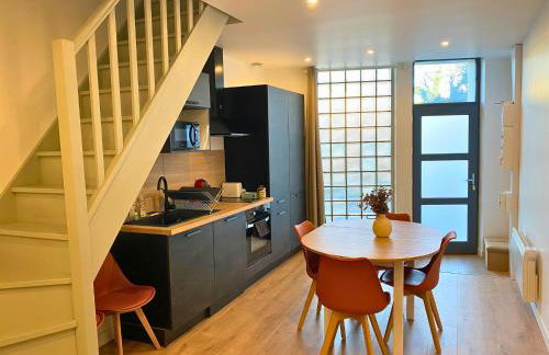 Duplex moderne et calme - face gare & proche centre - Photo 2