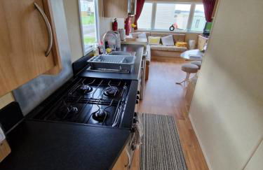 Discover Serenity in Our 3-Bed Static Caravan at Clarach Bay Holiday Village! - Foto 22