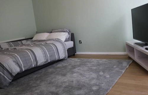 LARGE 12 Guests 5 Bedroom House in Birmingham City Centre - Foto 20