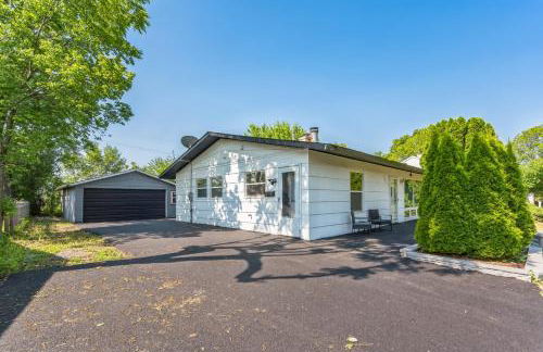 Charming Contemporary Family Home home - Foto 32