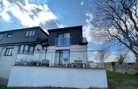 Orchard Lodge-Coastal Retreat, newly built hideaway with village views and private terrace - Foto 36