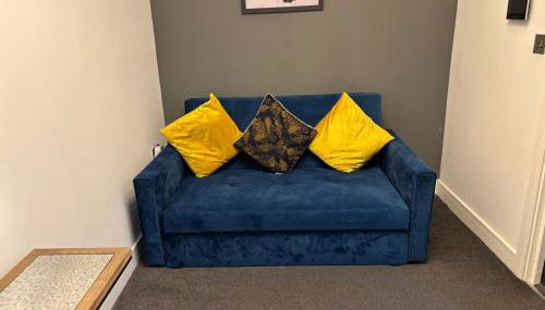 Studio Apartment - Perfect for Contractors and Short & Long Term Stays - Free WIFI - Free Parking - Extra Bed - Full Kitchen - Foto 3