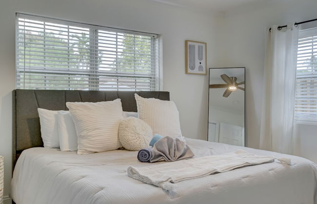 Madrina's Cozy 3BR-1BA Spacious Backyard - Foto 4