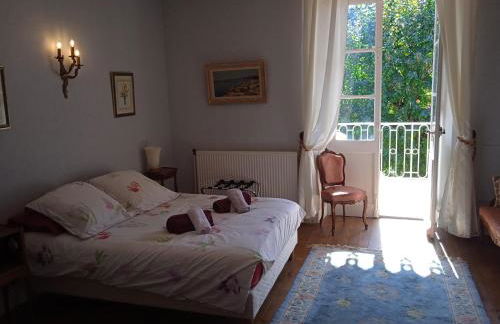 Maison calme avec piscine entourée de son parc - Foto 14