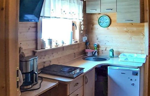 Beautiful Home In Lebieniec With Wifi - Foto 5