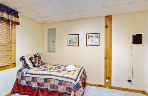 Hot Tub and River Views Doolittle Mountain Cabin - Foto 18