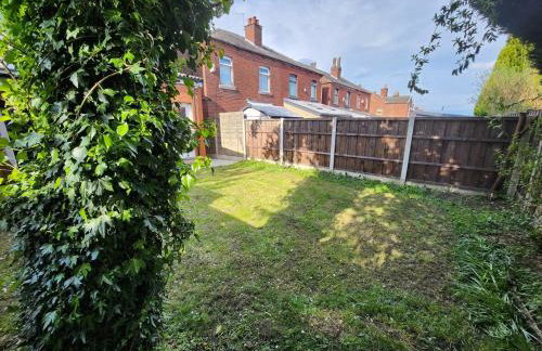 Newly Refurbished 3 Bedroom House with Lovely Garden - Foto 21