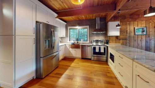 Treehouse Home Brought to you by GetAway Vacations - Foto 2