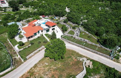 Awesome Home In Dugopolje With Wifi - Foto 20