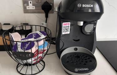 Stylish One Bed Flat in Paddington Pool and gym next door Free secure underground parking nearby - Foto 17