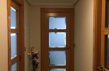 Piso Frente al Mar Primera Línea de Playa en Malaga con Parking Gratuito - Photo 3