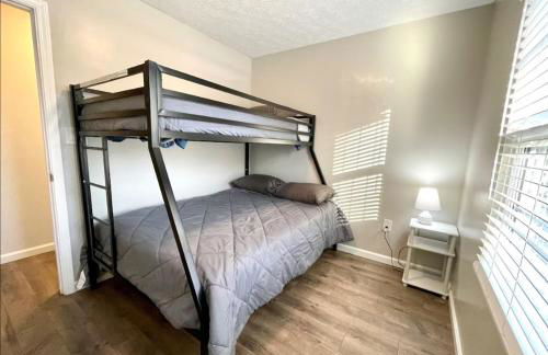 Private Ranch - Entire Home - 3 Bed Room - Hot Tub - King Bed - Fenced Yard - Pets & Kids Welcome - Game Shed - Free WiFi - Foto 22